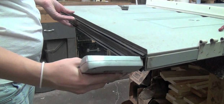 damaged steel door repair Meadow Woods